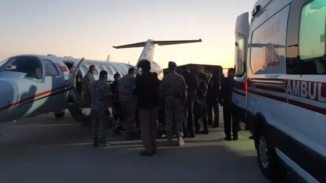 AFYONKARAHİSAR -Pençe-Yıldırım operasyonunda yaralanan asker, memleketine getirildi AFYONKARAHİSAR -Pençe-Yıldırım operasyonunda yaralanan asker, memleketine getirildi