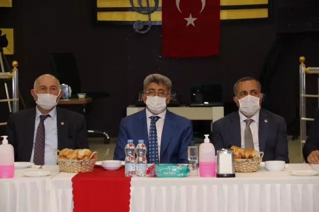 Erciş'te husumetli 4 aile düzenlenen 2 ayrı programla barıştırıldı