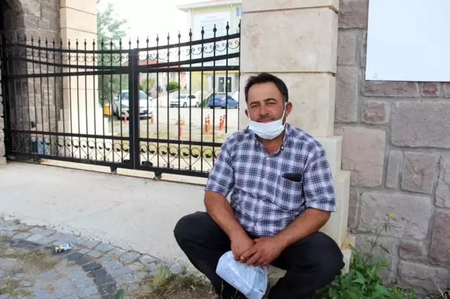 Afyonkarahisar'da YKS 17 bin 320 adayın katılımı ile başladı 6 Afyonkarahisar'da YKS 17 bin 320 adayın katılımı ile başladı