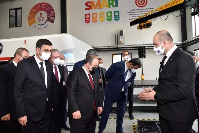 Bakan Varank, Gaziantep Model Fabrika'nın açılışını yaptı