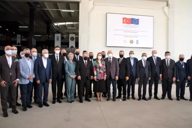 Bakan Varank, Gaziantep Model Fabrika'nın açılışını yaptı