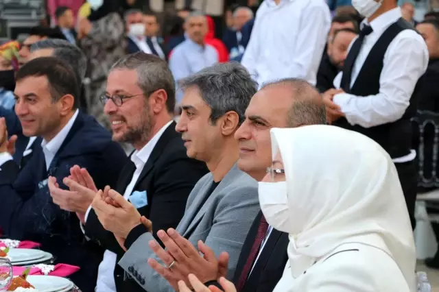 Bakan Varank ve Bilal Erdoğan, Gaziantep'te nikah şahitliği yaptı