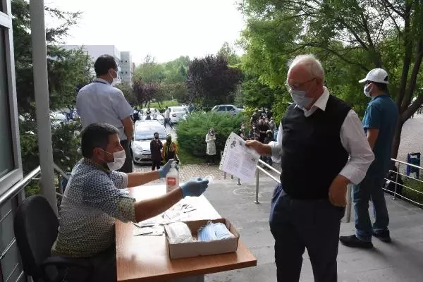 ESKİŞEHİR'DE YKS HEYECANI