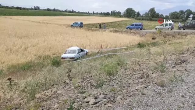 Kayseri'de feci kaza: Şarampole devrilen aracın sürücüsü yola fırladı