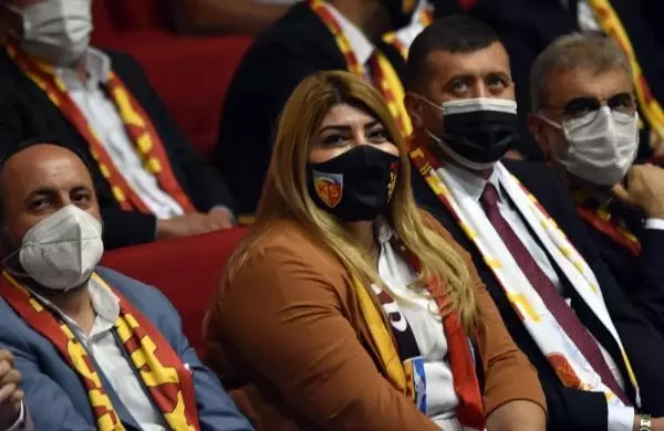SPOR Kayserispor'da Berna Gözbaşı güven tazeledi