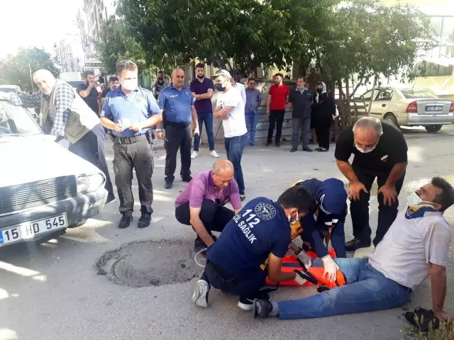 Otomobille motosiklet çarpıştı, 4 kişi yaralandı 4 Otomobille motosiklet çarpıştı, 4 kişi yaralandı