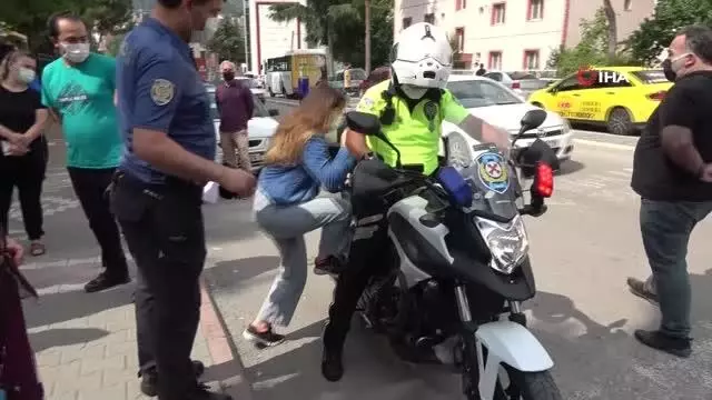 Polisin çabası kimliğini kaybeden Busenur'u sınavın girmesine yetmedi 4 Polisin çabası kimliğini kaybeden Busenur'u sınavın girmesine yetmedi