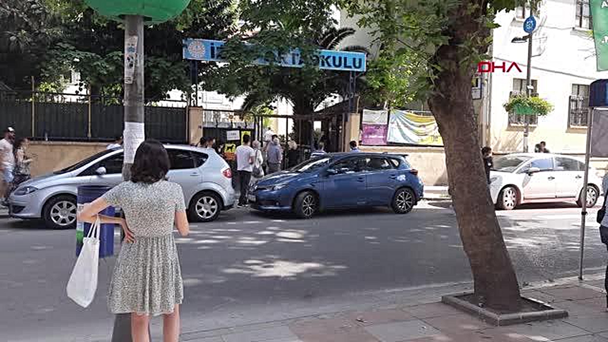 SINAVA GEÇ KALMAMAK İÇİN KOŞA KOŞA GELDİLER - Vimarsana News