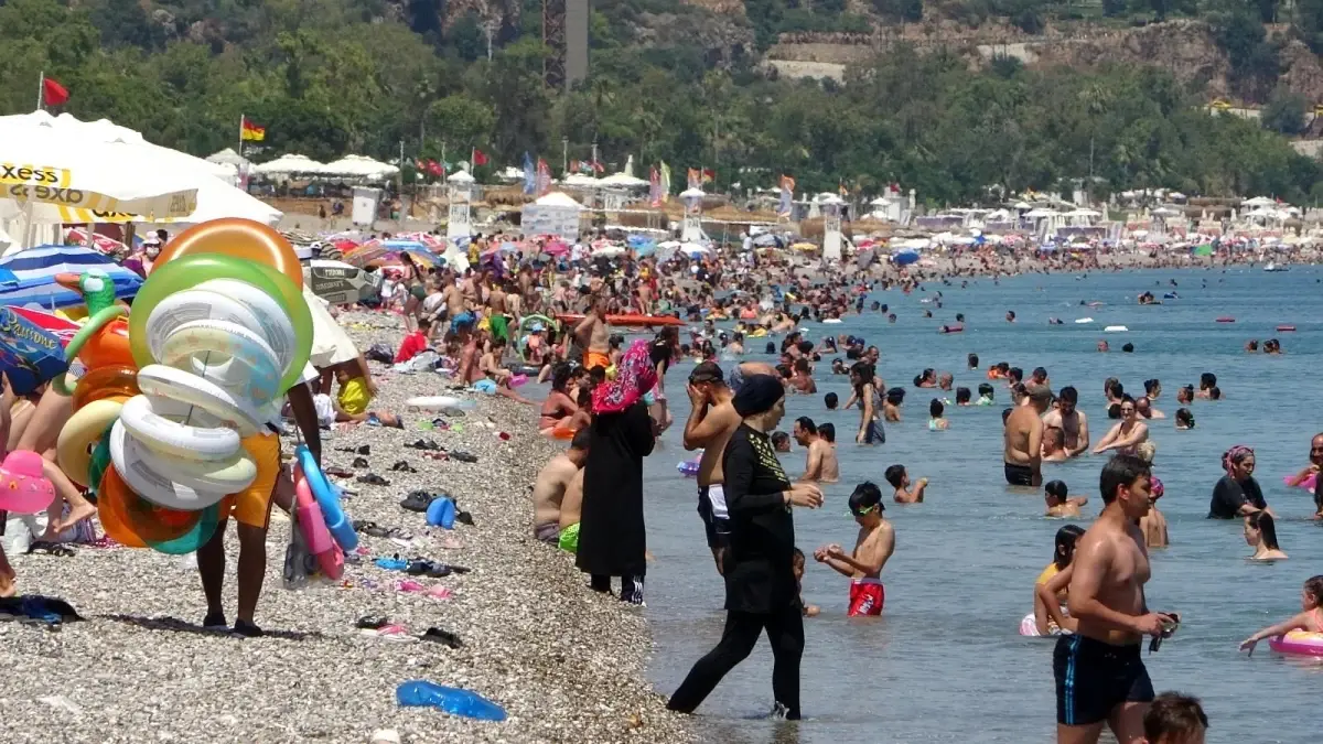 YKS'nin ilk oturumu TYT sona erdi