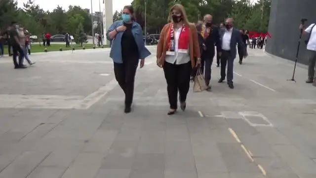 SPOR Kayserispor'da Berna Gözbaşı güven tazeledi