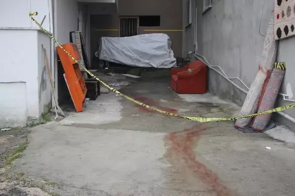 Tamir için çıktıkları çatıdan düşen 2 komşu öldü (3)- Yeniden