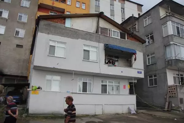 Tamir için çıktıkları çatıdan düşen 2 komşu öldü (3)- Yeniden