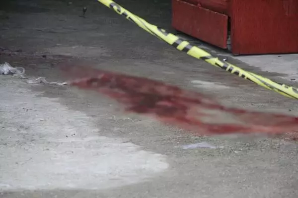 Tamir için çıktıkları çatıdan düşen 2 komşu öldü (3)- Yeniden