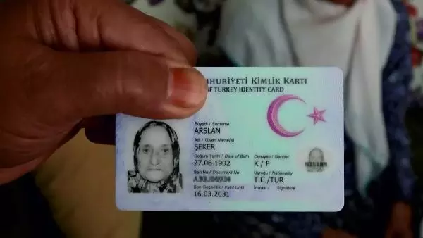Son dakika: 3 PADİŞAH VE 12 CUMHURBAŞKANI DÖNEMİNE TANIKLIK EDEN ŞEKER NİNE, 119 YAŞINDA 2 Son dakika: 3 PADİŞAH VE 12 CUMHURBAŞKANI DÖNEMİNE TANIKLIK EDEN ŞEKER NİNE, 119 YAŞINDA