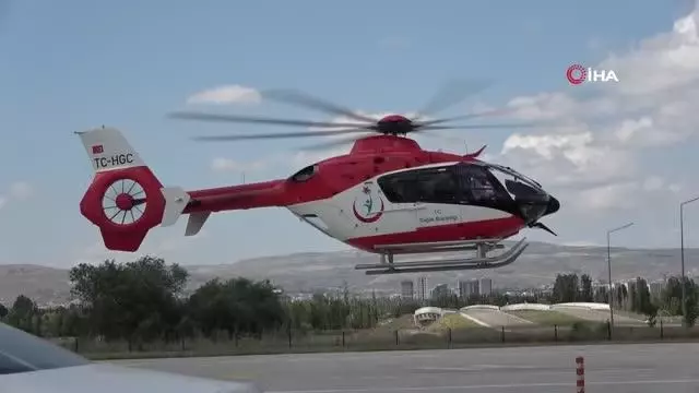 Ambulans helikopter 1 buçuk aylık bebek için havalandı