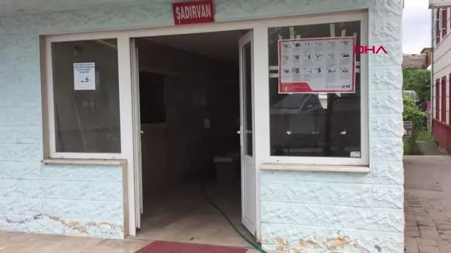 BULDUĞU PARA DOLU ÇANTAYI SAHİBİNE TESLİM ETTİ