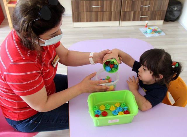 doktorlar yuruyemez dedi ilk adimi annesini 12 14228202 o