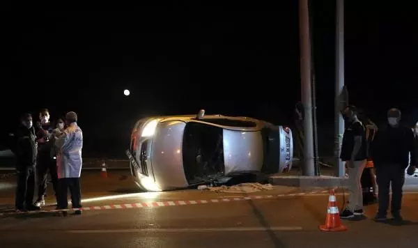 Son dakika! Kazada meslektaşlarının kızı yaşamını yitirdi, acı haberi vermek onlara düştü Son dakika! Kazada meslektaşlarının kızı yaşamını yitirdi, acı haberi vermek onlara düştü