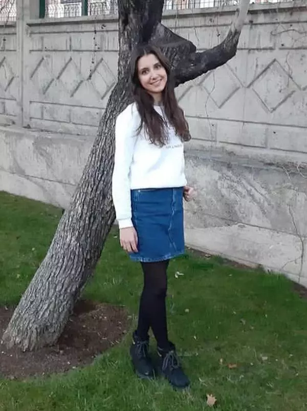 Son dakika! Kazada meslektaşlarının kızı yaşamını yitirdi, acı haberi vermek onlara düştü 8 Son dakika! Kazada meslektaşlarının kızı yaşamını yitirdi, acı haberi vermek onlara düştü