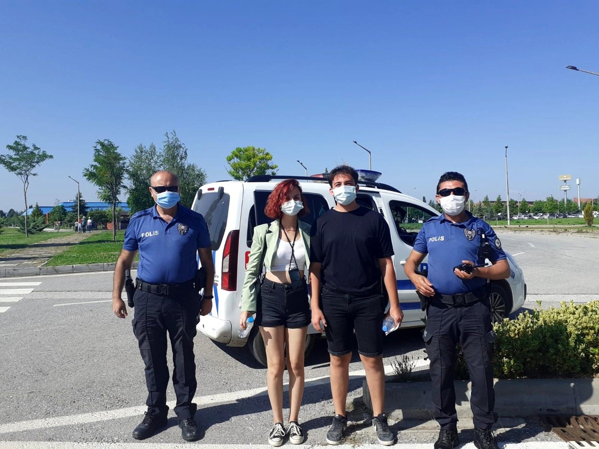 Polis YKS mesaisine bugünde devam etti - Vimarsana News