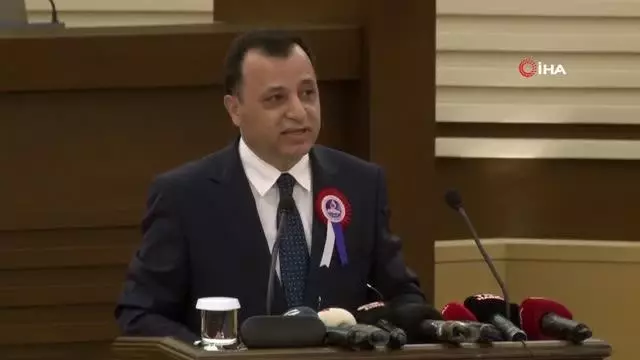 AYM Başkanı Arslan: Hukuk devletinde uzaktan kumandalı yargı da yargıç da düşünülemez