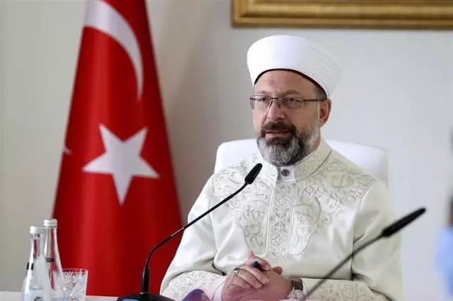 Diyanet İşleri Başkanı Erbaş, Malezya Din İşleri Bakanı Bakri ile görüştü Diyanet İşleri Başkanı Erbaş, Malezya Din İşleri Bakanı Bakri ile görüştü