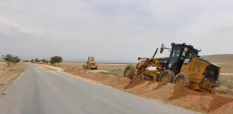 Taşkale: Karaman İl Genel Meclisi Başkanı Çayır, yapımı devam eden köy yollarını inceledi Taşkale: Karaman İl Genel Meclisi Başkanı Çayır, yapımı devam eden köy yollarını inceledi