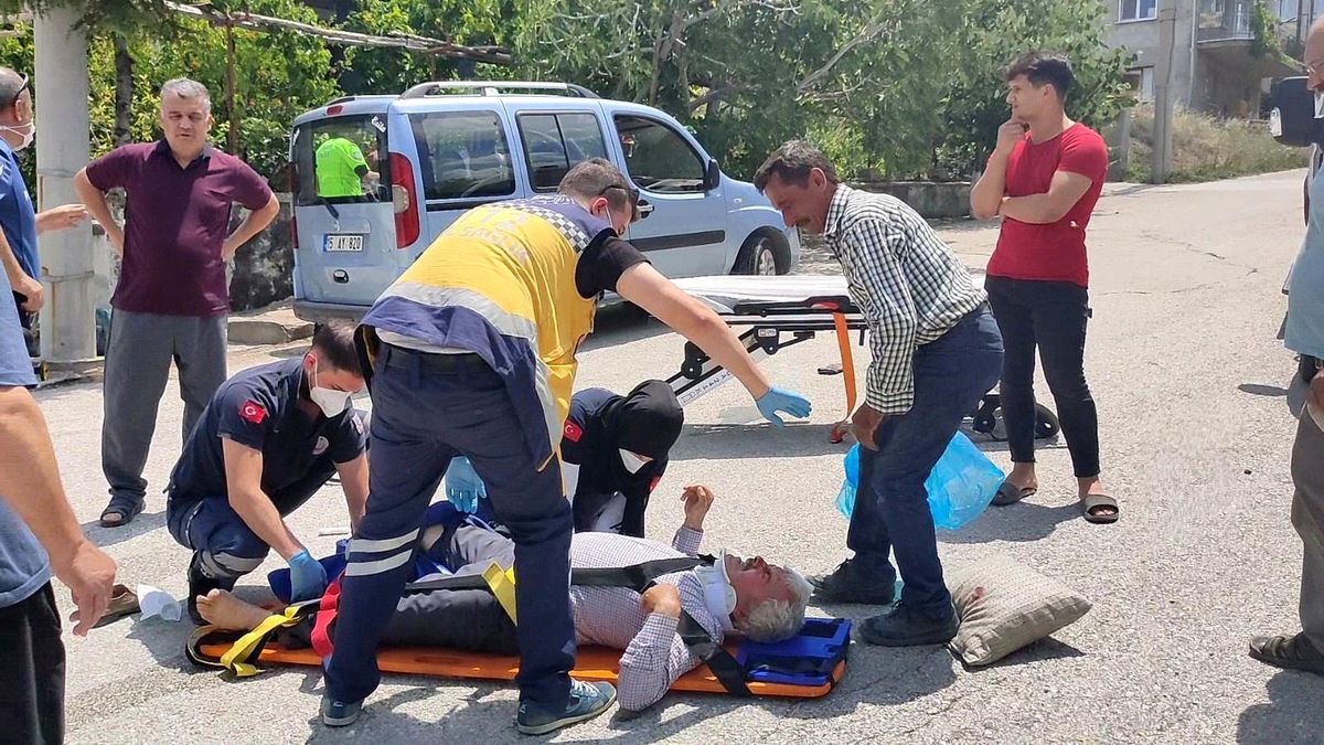 Kazada ayağı kırılan sürücü 'Ayağım ayağım' diye yardım istedi