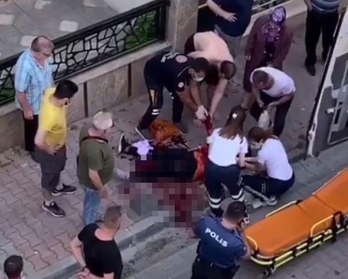 Küçükçekmece'deki vahşetin görgü tanığı konuştu: Bizi görünce bıçaklamayı bıraktı