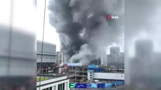 Londra'da tren istasyonunda korkutan yangın
