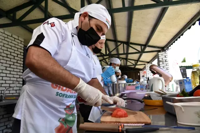 Manisa'da Gıdanı Koru Mutfağı etkinliği yapıldı
