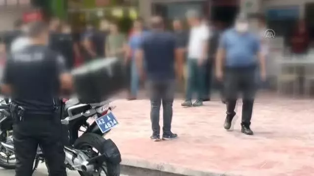 Tartıştığı kadını korkutmak için havaya ateş açıp kendisini dükkana kilitleyen kişi, gözaltına alındı