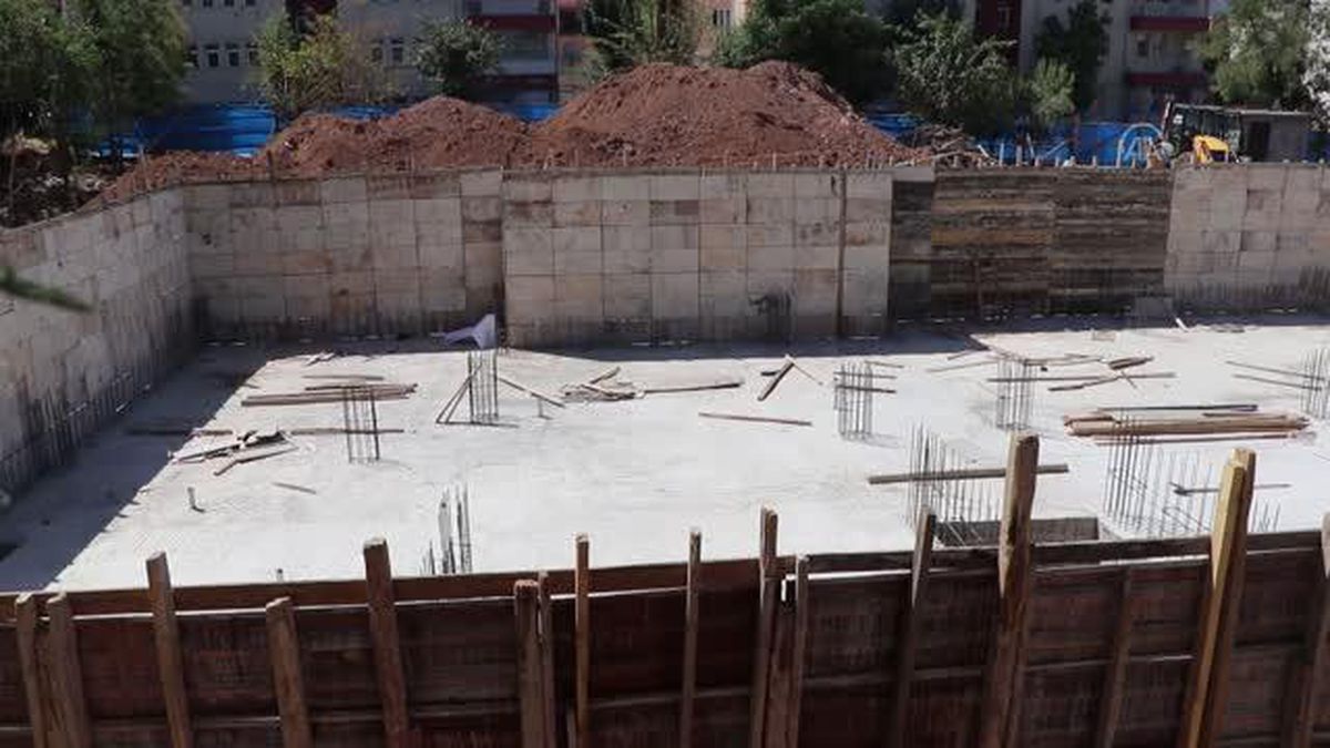 Yapı ömrünü tamamlamış 11 okul binası yıkılıp yeniden yapılacak