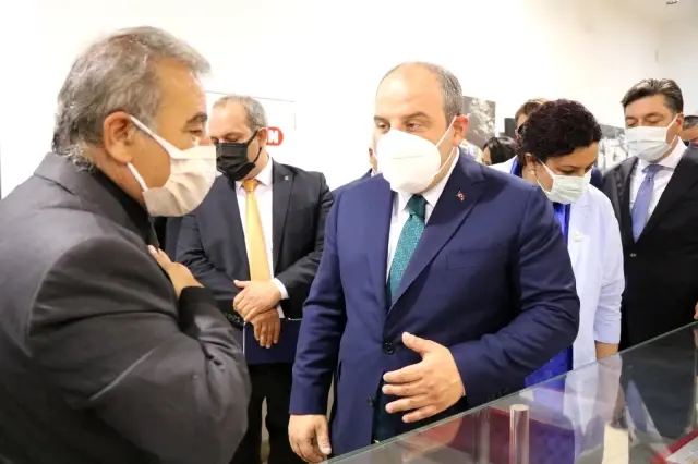Bakan Varank ile Japon kazı sorumlusu arasında vatandaşlık diyalogu