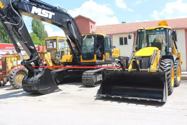 Başyayla Belediyesine 4 yeni araç