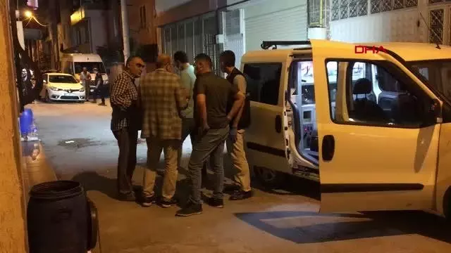 BURSA-KOMŞULARIN GÜRÜLTÜ KAVGASI BIÇAKLI KAVGAYA DÖNÜŞTÜ: 1 ÖLÜ