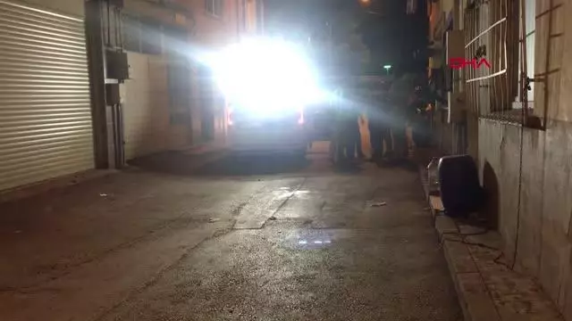 BURSA-KOMŞULARIN GÜRÜLTÜ KAVGASI BIÇAKLI KAVGAYA DÖNÜŞTÜ: 1 ÖLÜ