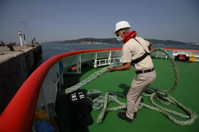 Çanakkale Boğazı'nın son teknolojiyle donatılan yeni kurtarma römorkörü görev başında