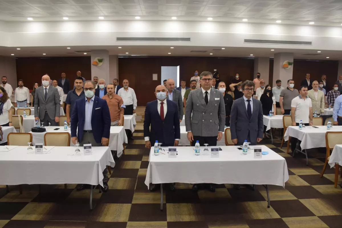 CHP Genel Başkan Yardımcısı Taşkın, 'Sanayide İstihdam Sorunları Çalıştayı'nda konuştu
