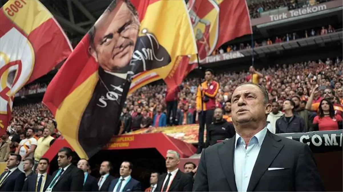 Galatasaray'da Fatih Terim, PSV maçına kadar stoper ve sol bek transferinin bitirilmesini istedi ...