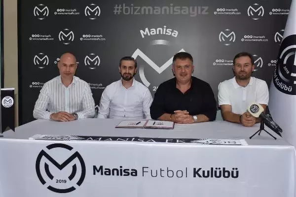 Manisa FK'da Özbalta sözleşme uzattı 3 Manisa FK'da Özbalta sözleşme uzattı