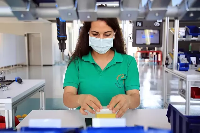Mersin Model Factory and Innovation Center contributes to the production and quality of companies