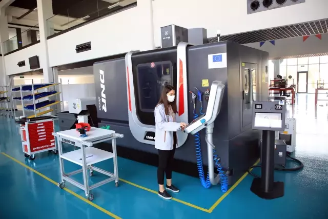 Mersin Model Factory and Innovation Center contributes to the production and quality of companies