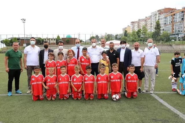 Minikler futbol şöleni düzenlendi