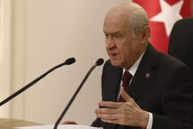 Bahçeli: 'Zillet ittifakı, güçlendirilmiş parlamenter sistemi bahane ederek Cumhurbaşkanını TBMM'nin seçmesi için hazırlık yapmaktadır' Bahçeli: 'Zillet ittifakı, güçlendirilmiş parlamenter sistemi bahane ederek Cumhurbaşkanını TBMM'nin seçmesi için hazırlık yapmaktadır'