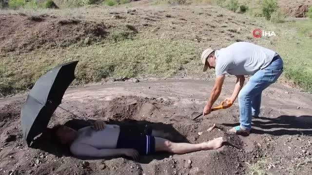 Şifayı kum banyosunda buluyorlar