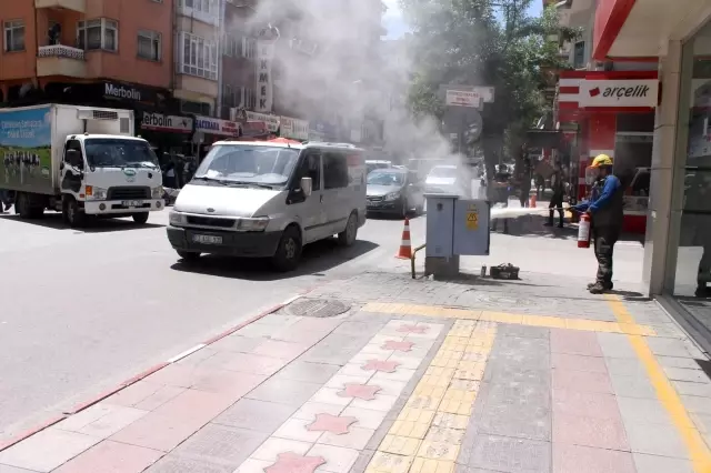 Son dakika haberi | Trafo yangınını elektrik şirketi görevlileri söndürdü 2 Son dakika haberi | Trafo yangınını elektrik şirketi görevlileri söndürdü