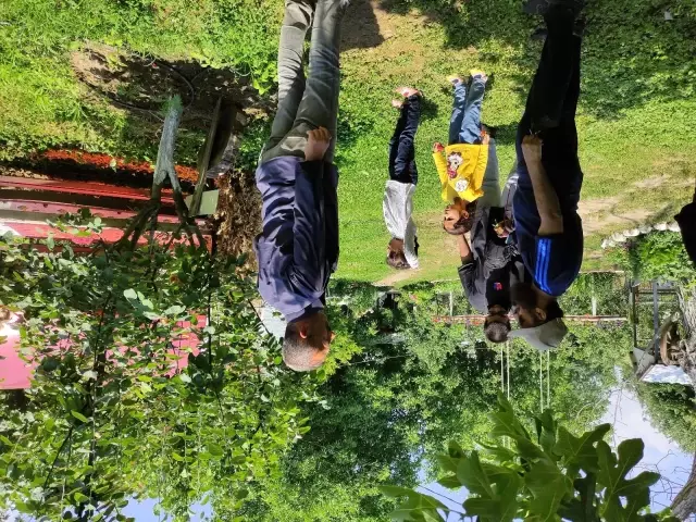 Turistler meyveleri dalından kendileri toplamak için para ödüyor