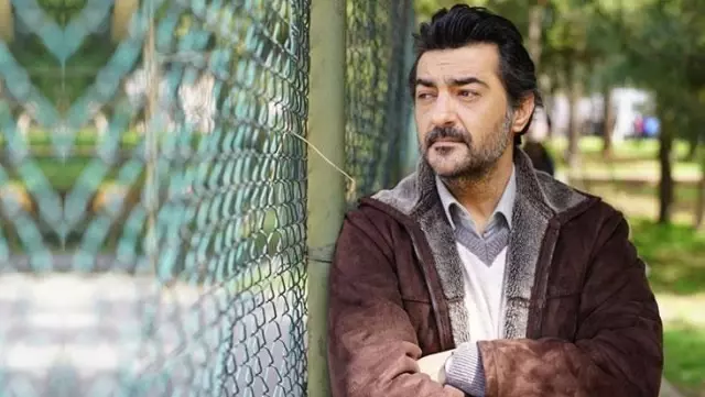 Ünlü oyuncu Celil Nalçakan 'istismara uğrayan çocukların annesinin kemiklerini kıracağım' diyerek kendisini ihbar etti Ünlü oyuncu Celil Nalçakan 'istismara uğrayan çocukların annesinin kemiklerini kıracağım' diyerek kendisini ihbar etti