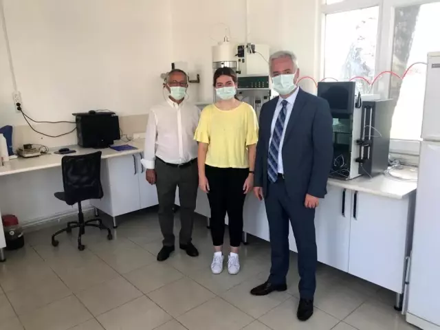 Vali Seymenoğlu: 'Toz gül suyu Isparta gülünün marka değerine katkı sunacak'